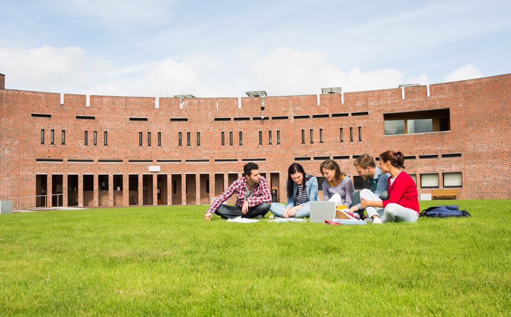 Instituciones educativas aseguradas, garantizan su sostenibilidad y compromisos con sus alumnos